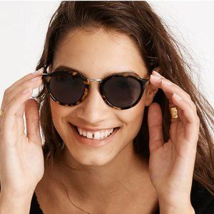 NWT Madewell Indio Sunglasses - GREEN